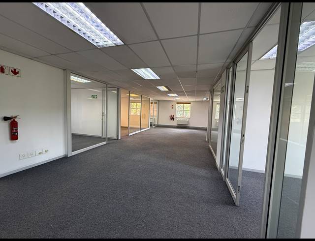 457M² OFFICE TO LET IN RIVIERA